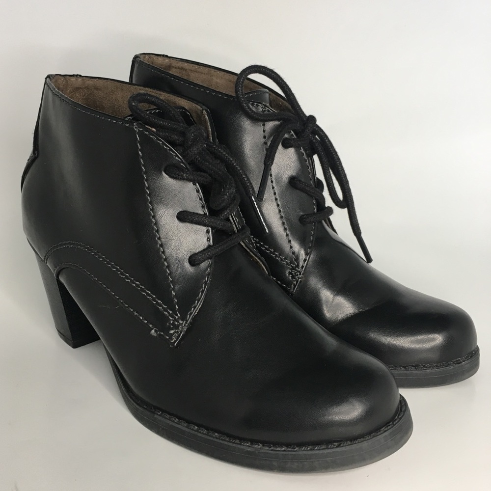 Natural Soul by Naturalizer Cesta Bootie Black 8M